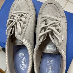 NWTIB  Keds 8W grey